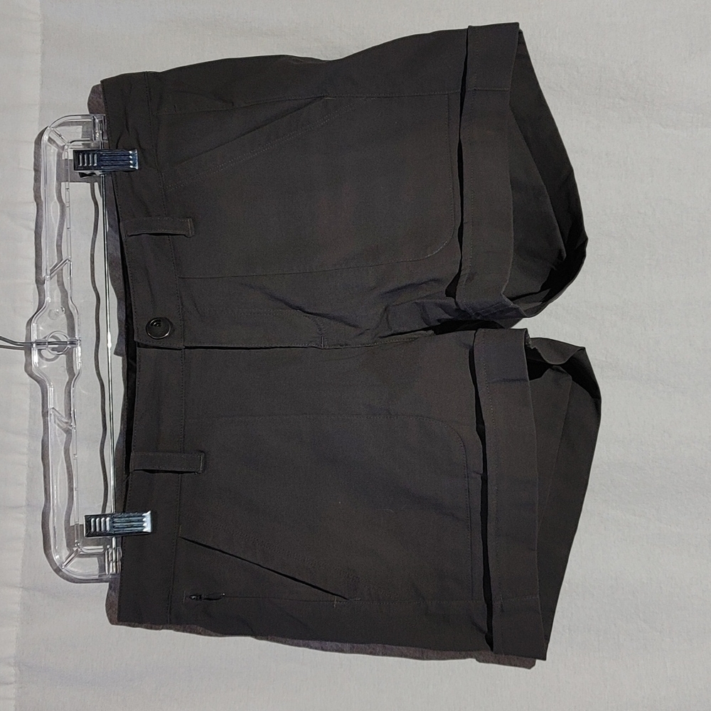 The North Face Cuffed Shorts